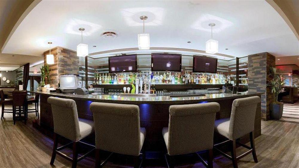 Holiday Inn Hotel & Suites Surrey East - Cloverdale By Ihg Esterno foto